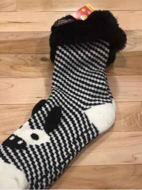 Joe Boxer Black & White Fuzzy Cuff Animal Pattern Socks